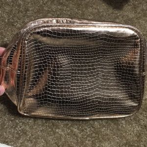 Makeup bag shiseido